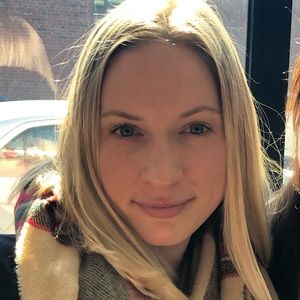 Meet your Posher, Leslie